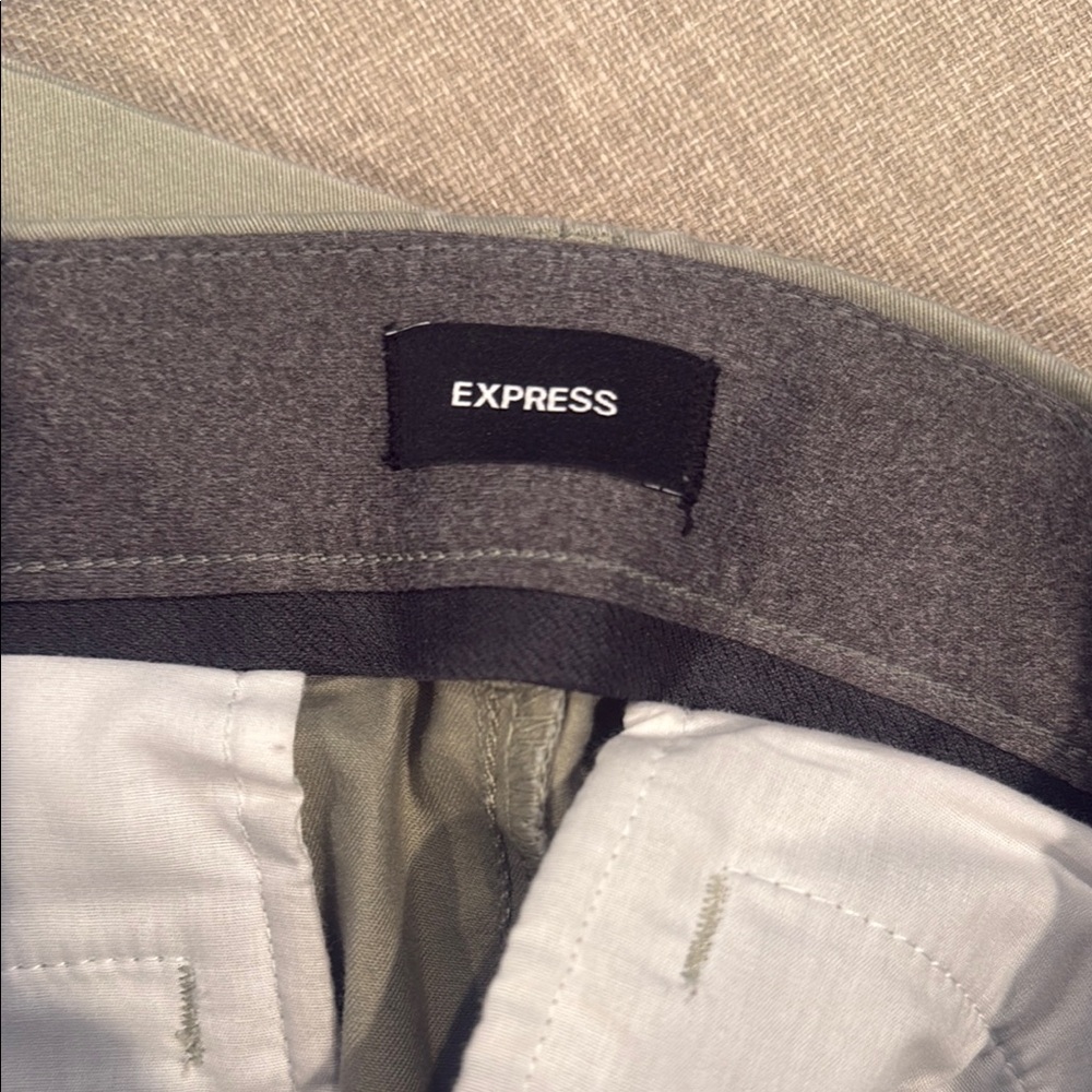Express Men's Light Green Chinos - Picture 3 of 3